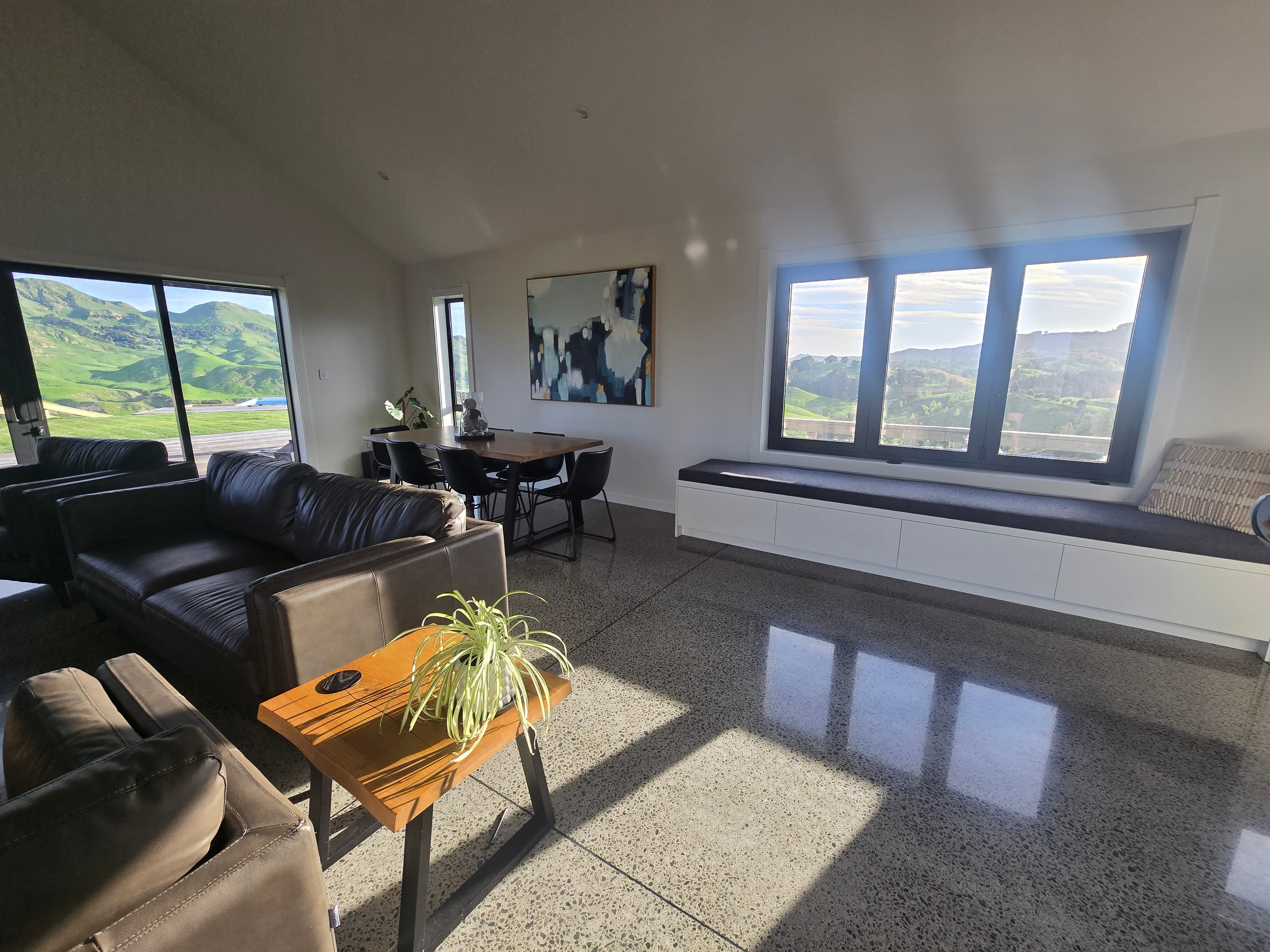 polished concrete benchseat